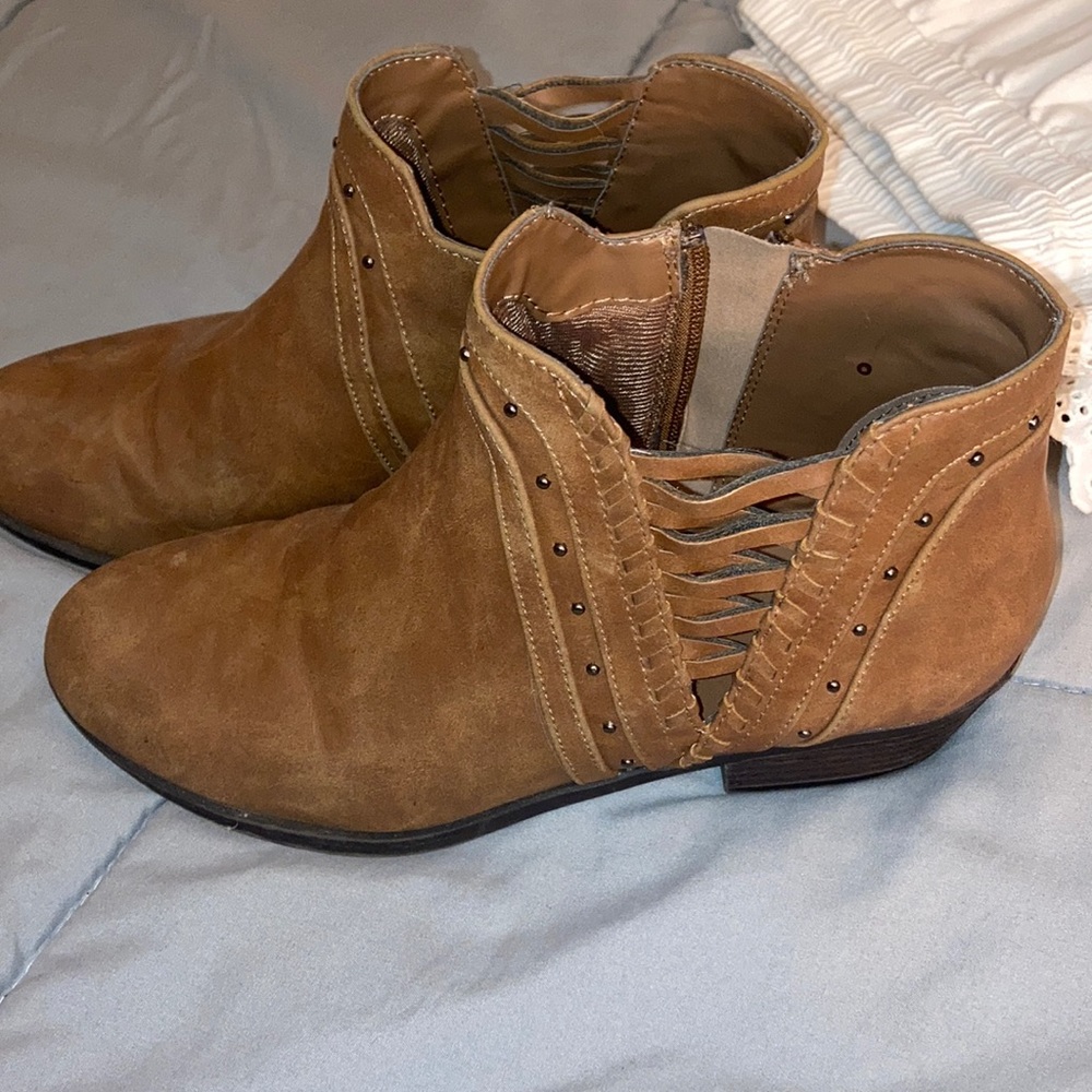 Ankle boots